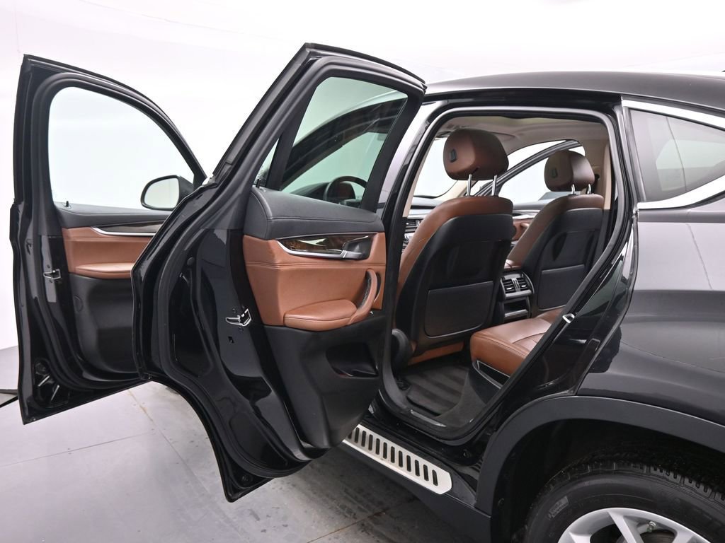 Used 2016 BMW X6 xDrive35i image 18