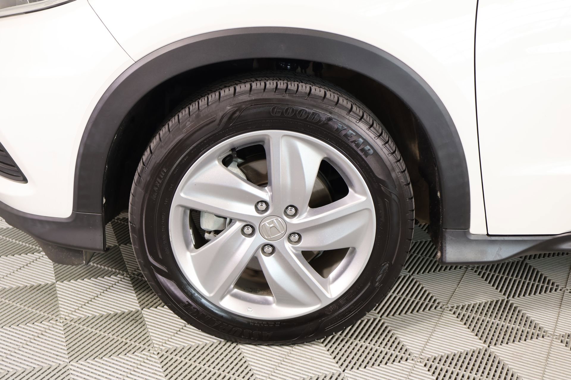 Used 2020 Honda HR-V EX image 18