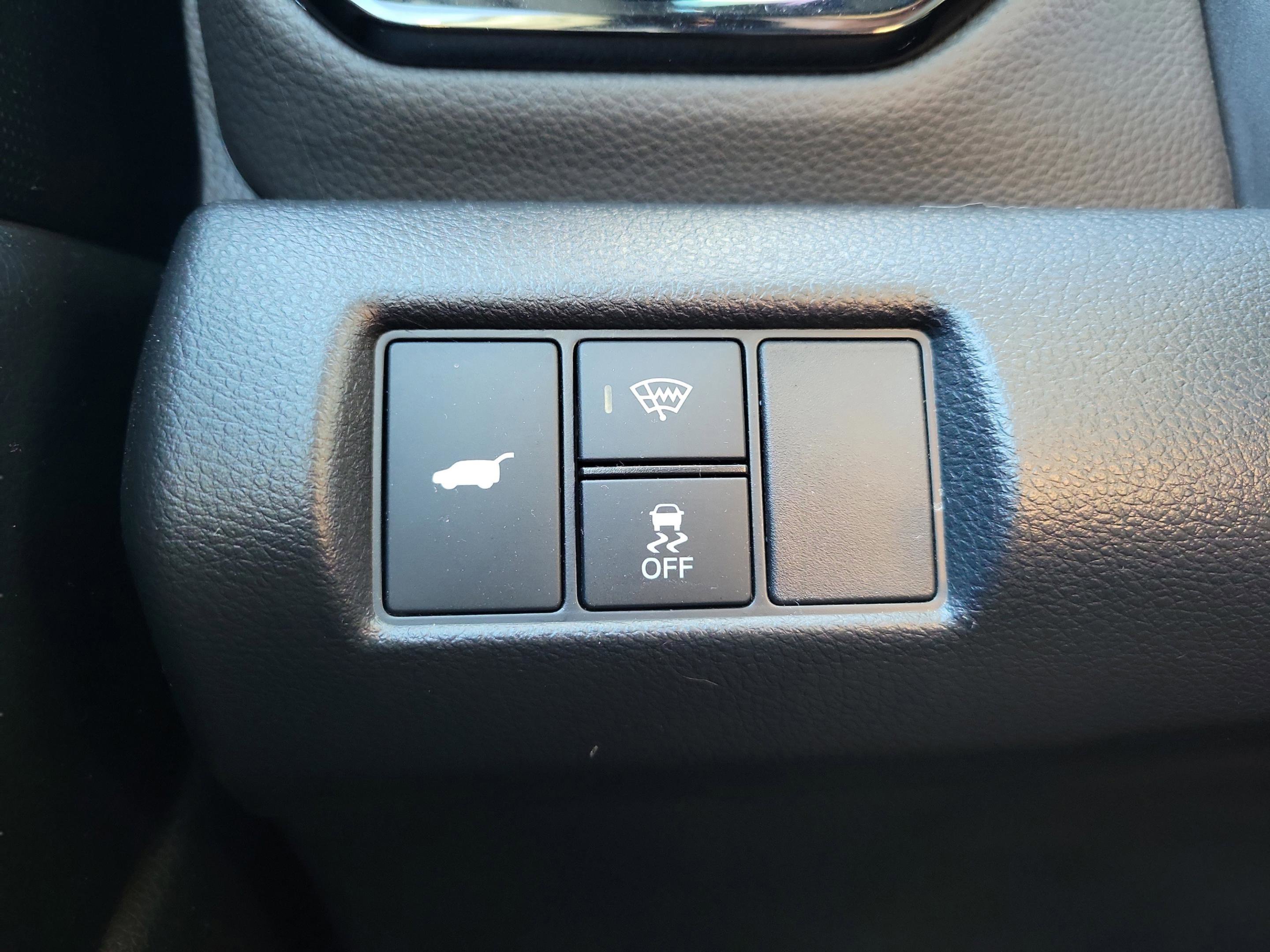 Certified 2025 Honda Pilot Black Edition image 14