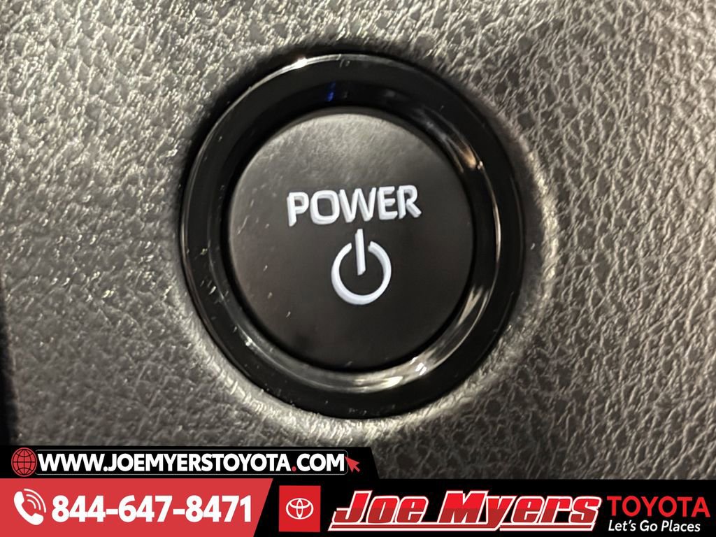 Used 2025 Toyota Camry XSE image 22