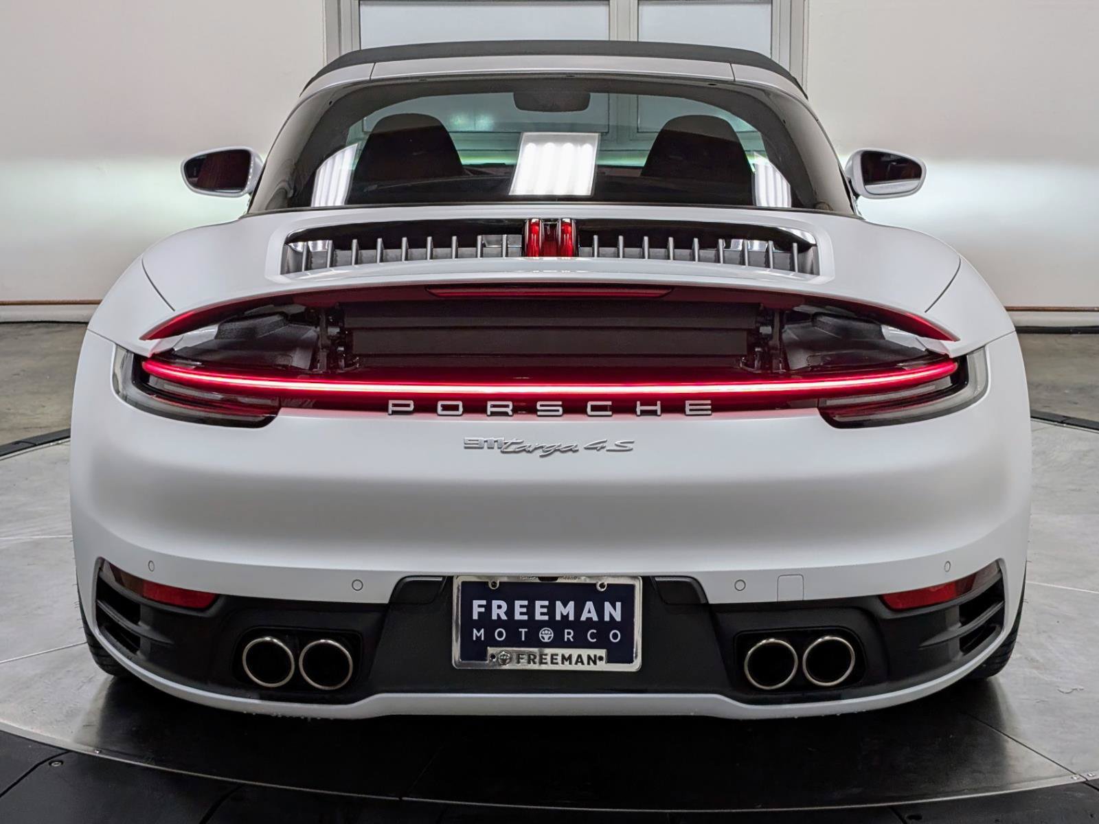 Used 2023 Porsche 911 Targa 4S w/ Premium Package AWD/4WD image 14