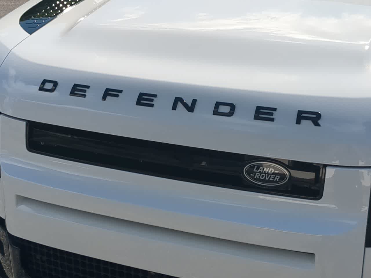 New 2026 Land Rover Defender 130 S AWD/4WD image 13