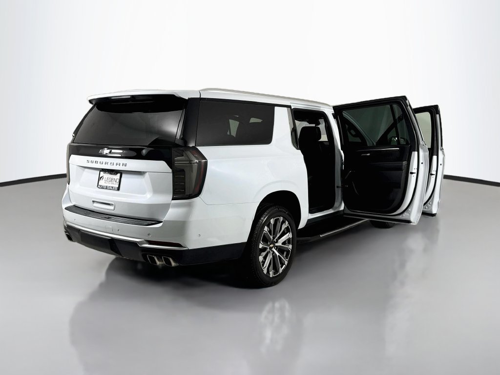 Used 2026 Chevrolet Suburban High Country w/ Sun And Tow Package AWD/4WD image 30