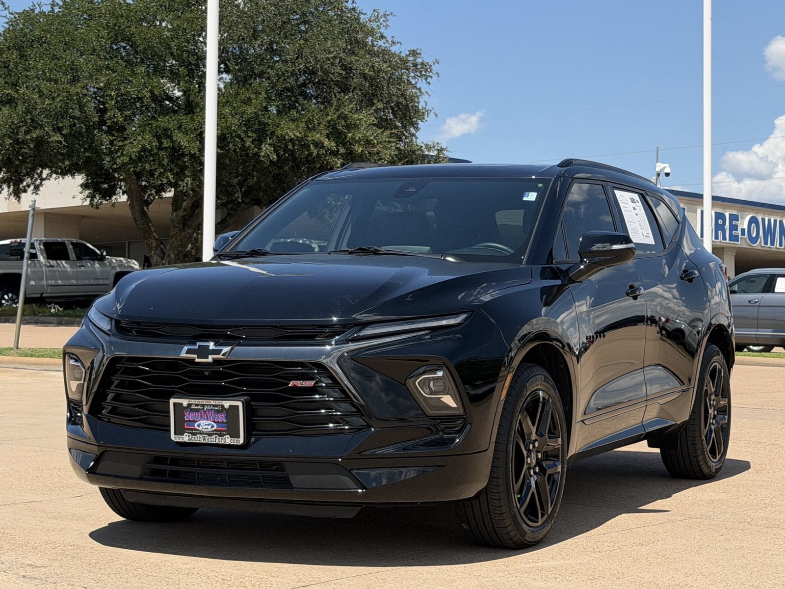 Used 2025 Chevrolet Blazer RS w/ Driver Confidence II Package FWD image 8