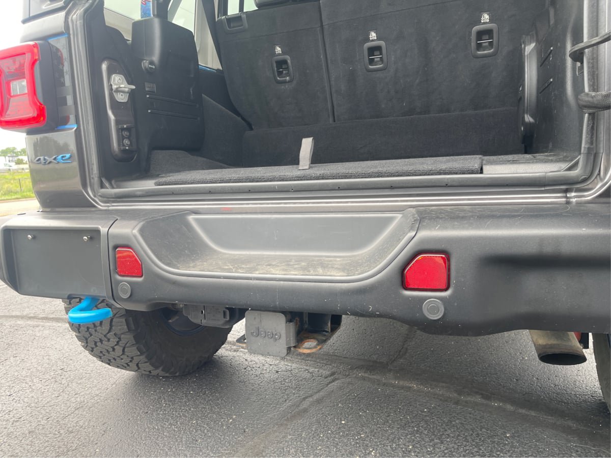 Used 2021 Jeep Wrangler Unlimited Rubicon 4xe w/ Steel Bumper Group AWD/4WD image 21
