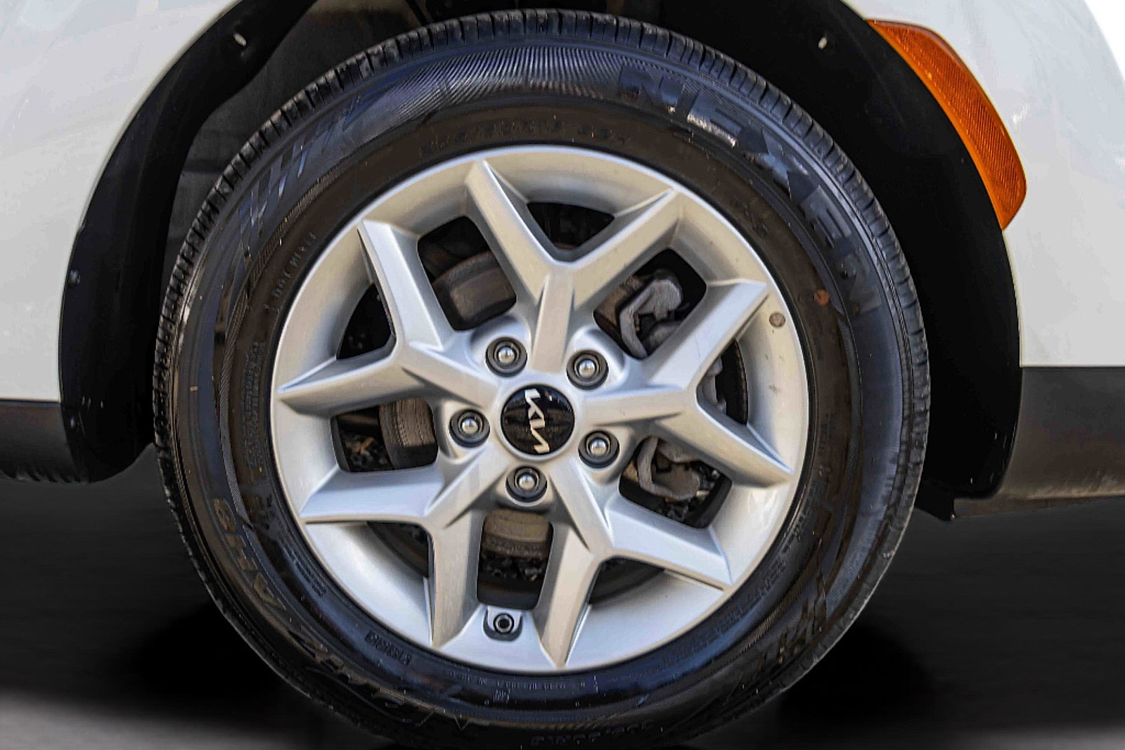 Certified 2025 Kia Soul LX w/ LX Technology Package image 26