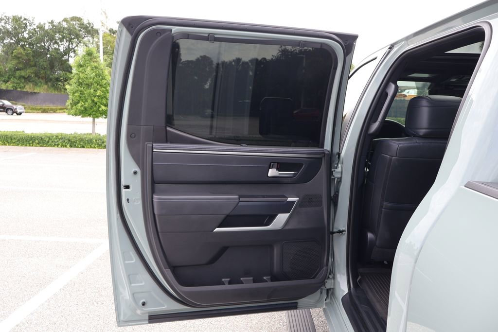 Used 2024 Toyota Tundra Platinum AWD/4WD image 21
