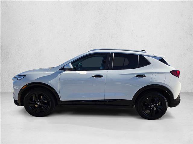Used 2024 Buick Encore GX Sport Touring image 9