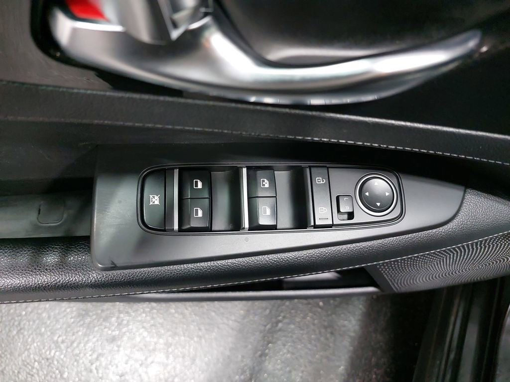 Used 2022 Kia Forte GT-Line image 28