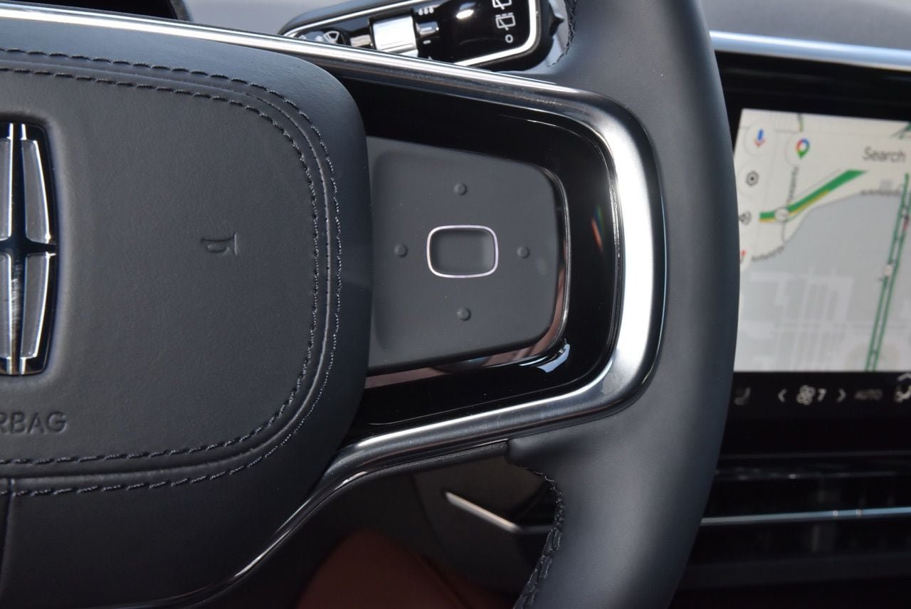 New 2026 Lincoln Nautilus Reserve AWD/4WD image 24