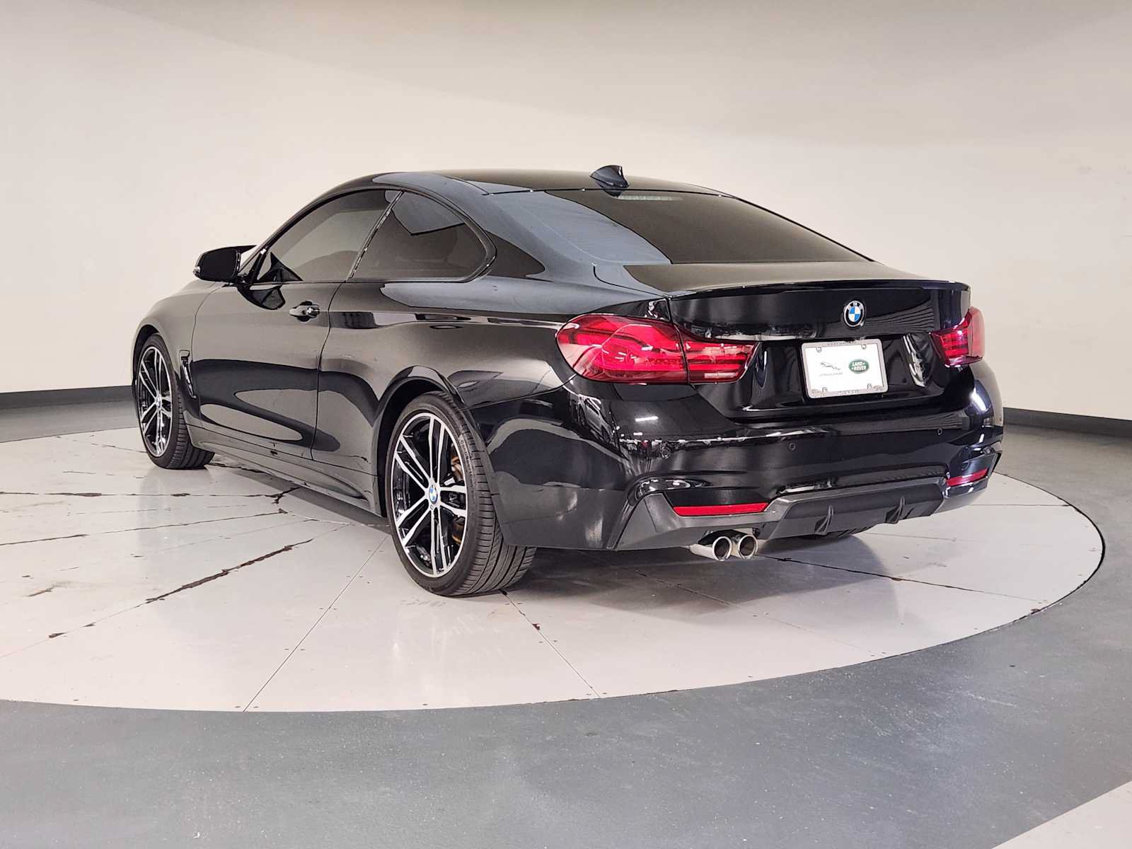 Used 2020 BMW 430i Coupe w/ M Sport Package RWD image 5