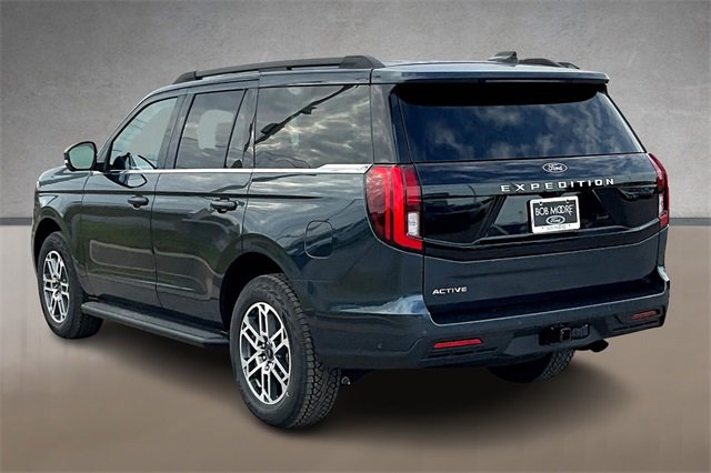 New 2025 Ford Expedition Active image 3
