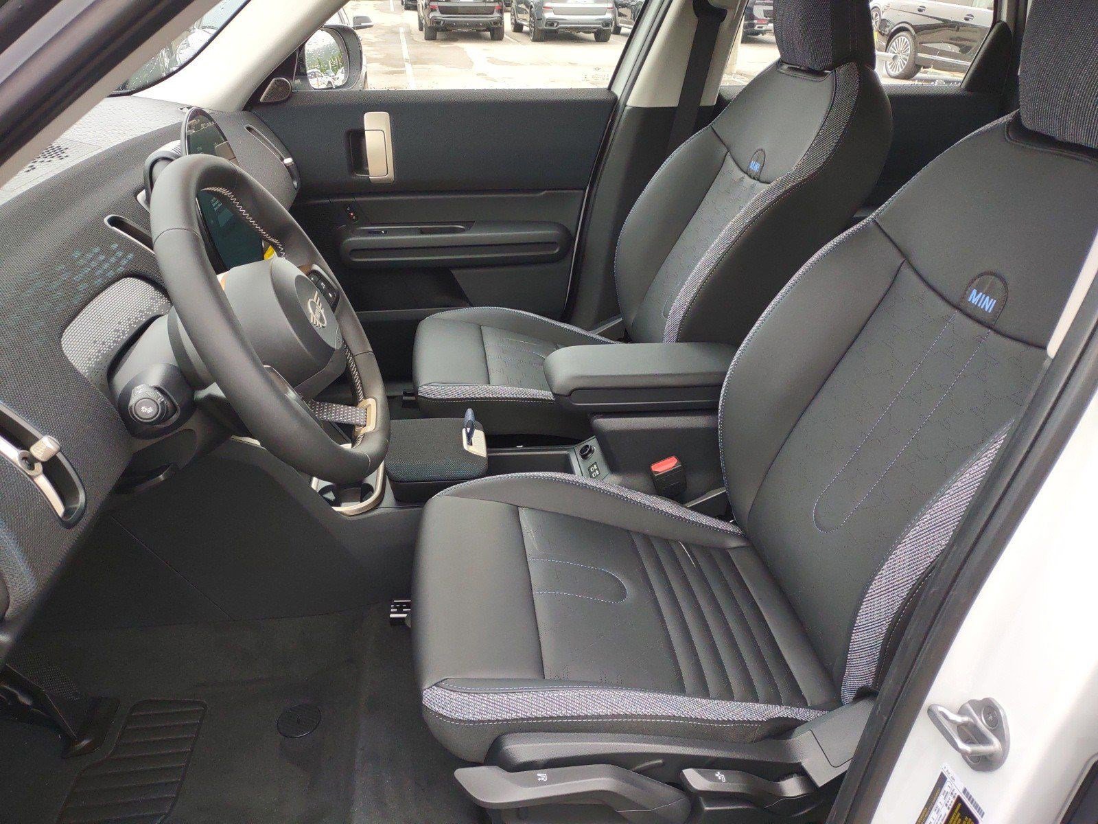 Used 2025 MINI Cooper Countryman S image 5