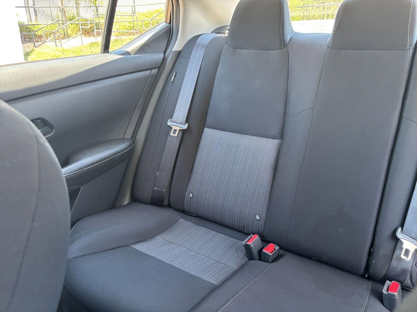 Used 2025 Nissan Sentra SV FWD image 37