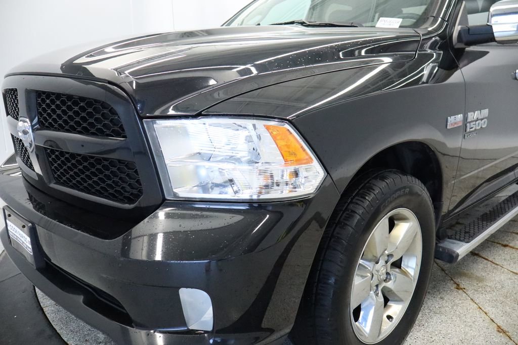 Used 2019 RAM 1500 Express w/ Express Value Package image 10