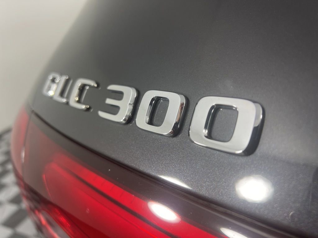 Used 2024 Mercedes-Benz GLC 300 4MATIC image 14