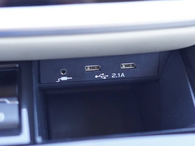 Used 2021 Subaru Outback Limited AWD/4WD image 31