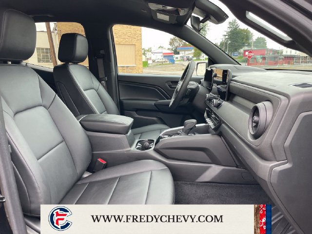 Used 2024 Chevrolet Colorado Trail Boss w/ Advanced Trailering Package AWD/4WD image 36