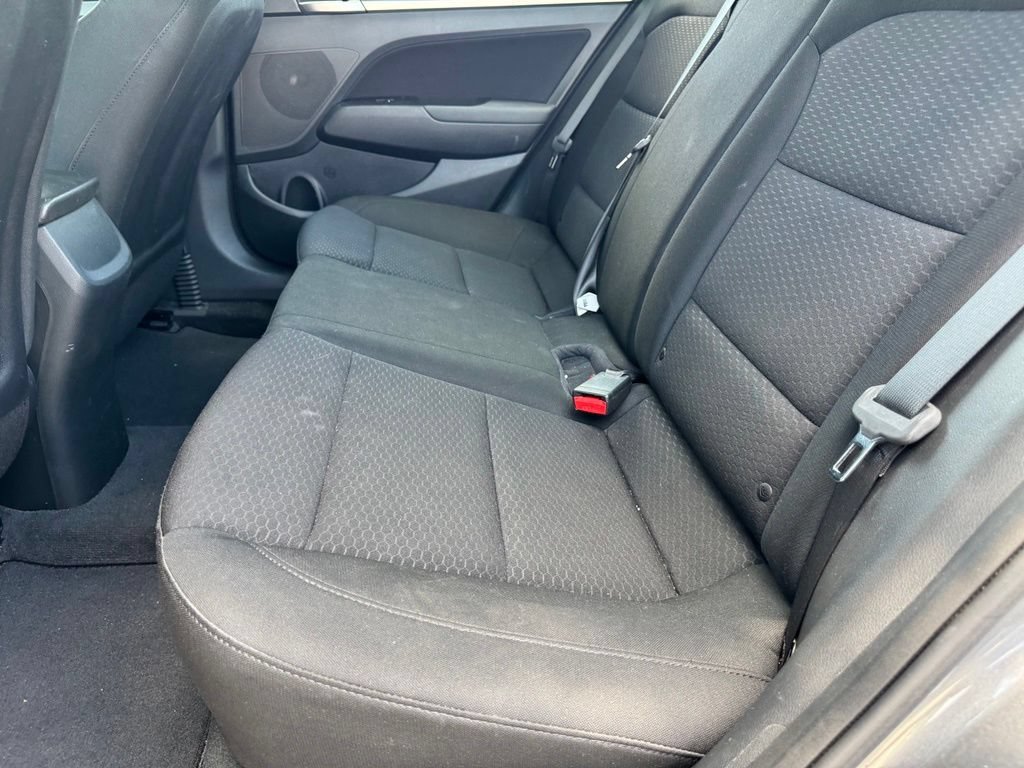 Used 2019 Hyundai Elantra SEL w/ Cargo Package FWD image 11