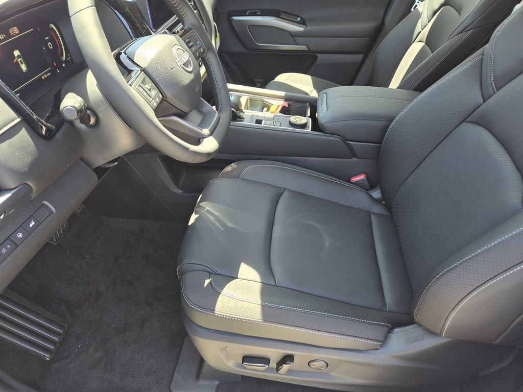 New 2026 Nissan Pathfinder SL AWD/4WD image 10
