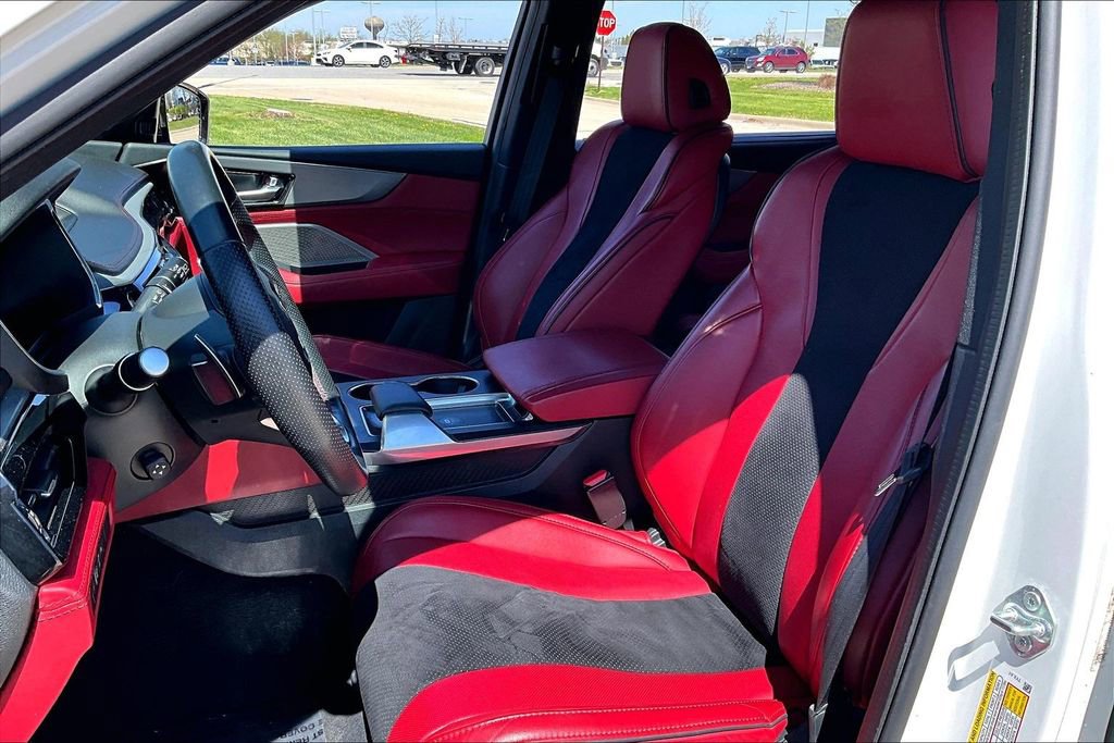 Used 2023 Acura MDX A-Spec AWD/4WD image 15