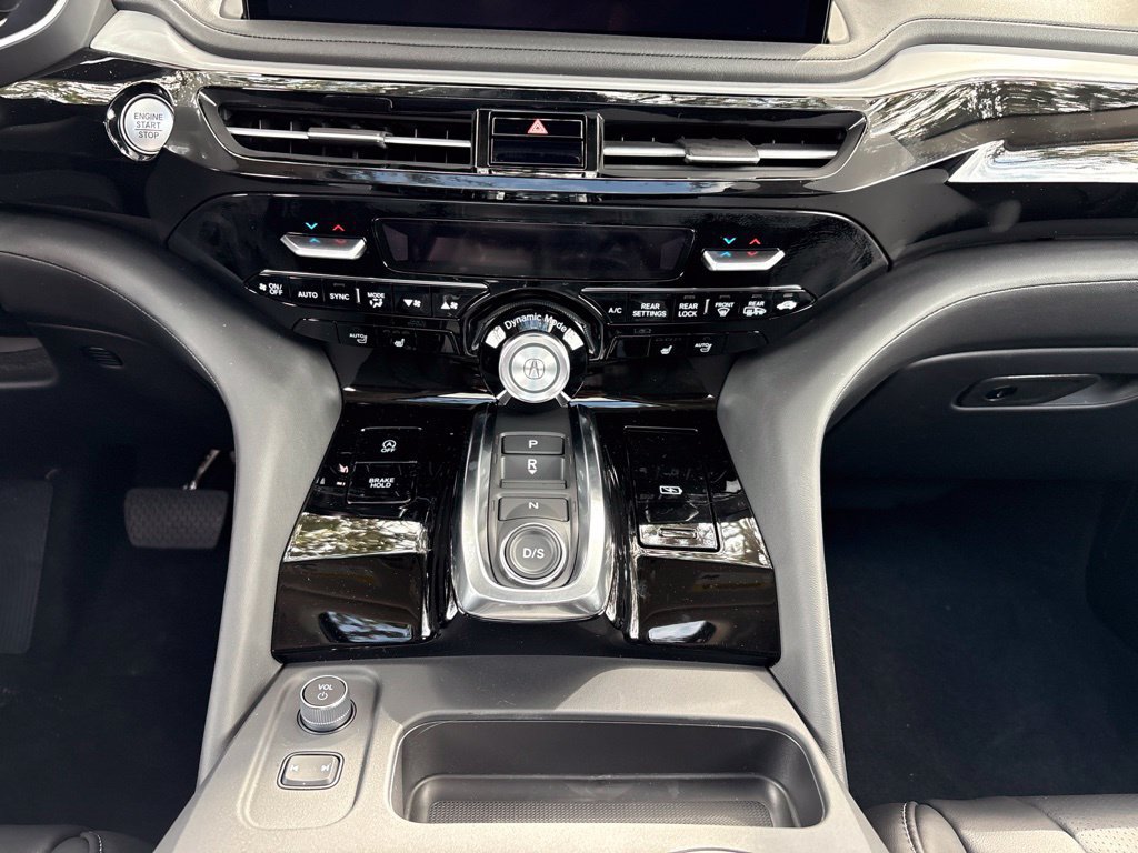 New 2026 Acura MDX w/ Technology Package FWD image 25
