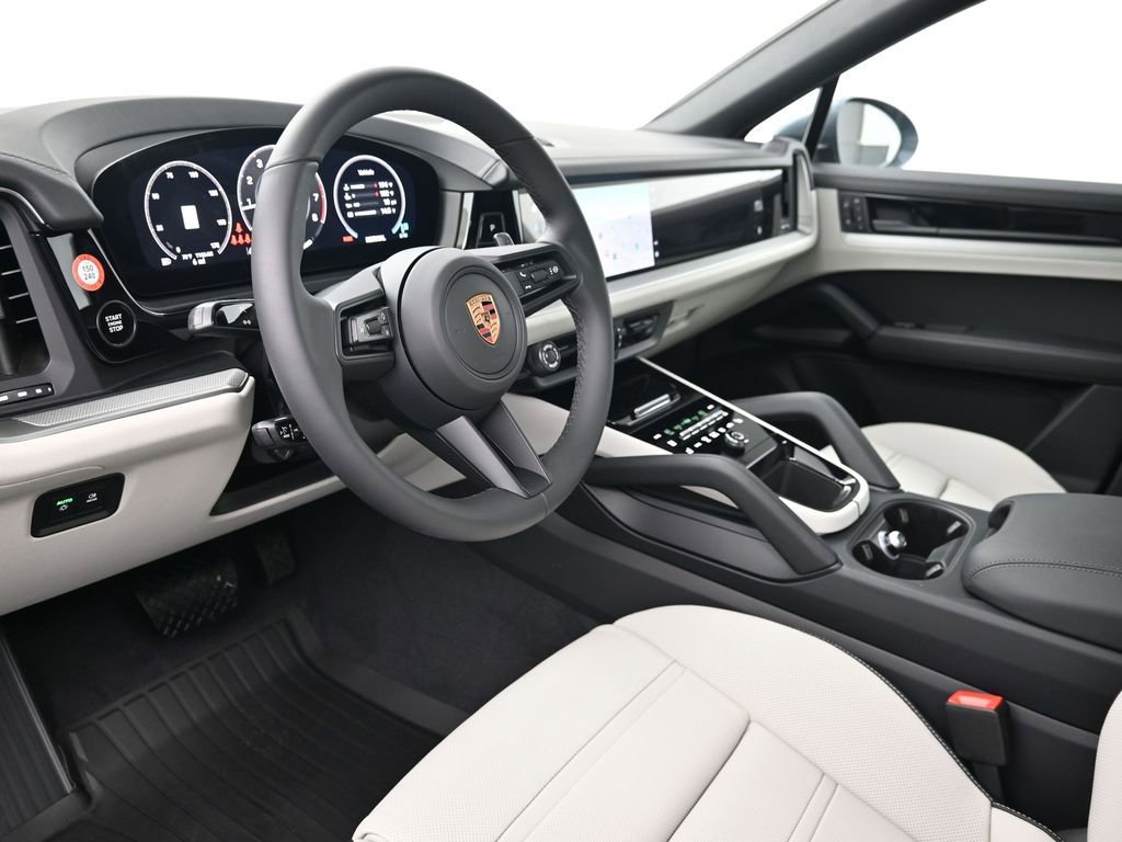 New 2026 Porsche Cayenne Coupe image 4
