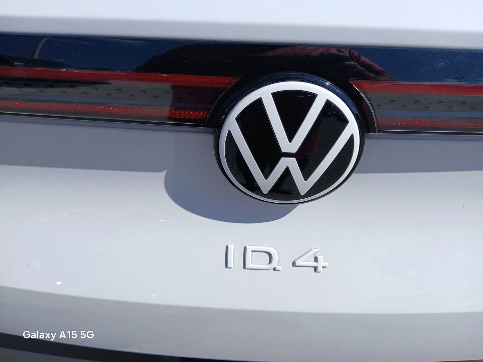 Used 2022 Volkswagen ID.4 Pro RWD image 15