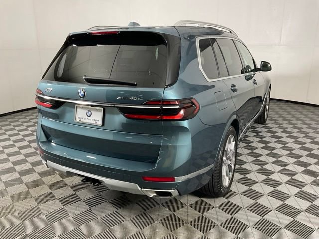 Used 2024 BMW X7 xDrive40i w/ Premium Package AWD/4WD image 7