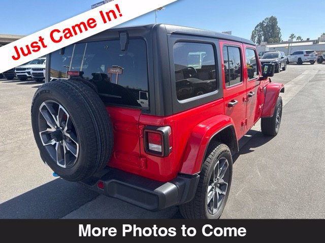 Used 2024 Jeep Wrangler Unlimited AWD/4WD image 6