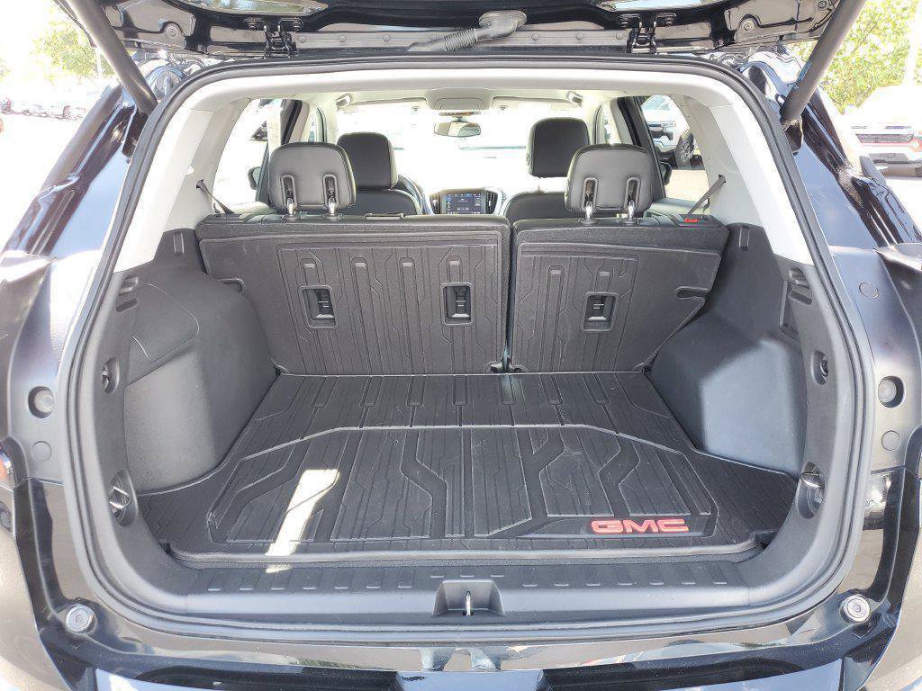 Used 2020 GMC Terrain SLT w/ Preferred Package AWD/4WD image 30