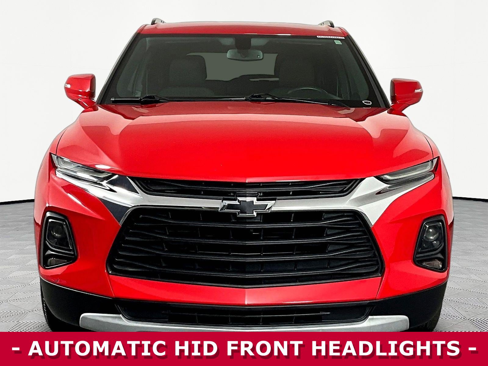 Used 2020 Chevrolet Blazer LT FWD image 2