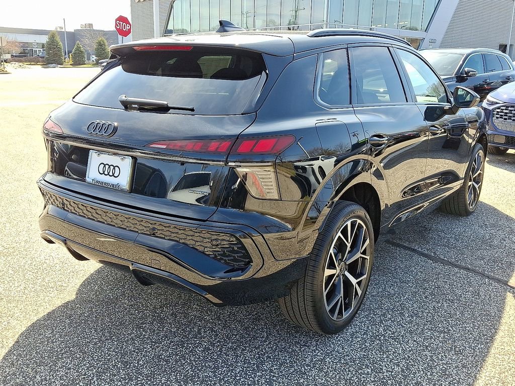 New 2026 Audi Q3 quattro 2.0T AWD/4WD image 4