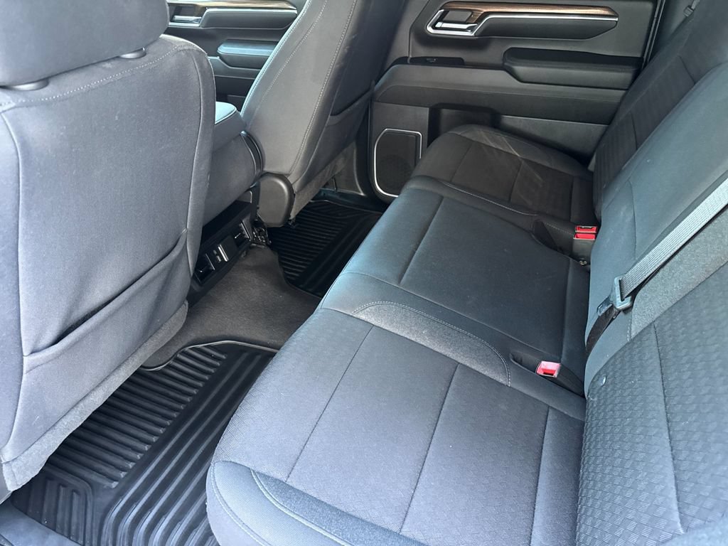Used 2024 Chevrolet Silverado 2500 LT RWD image 12