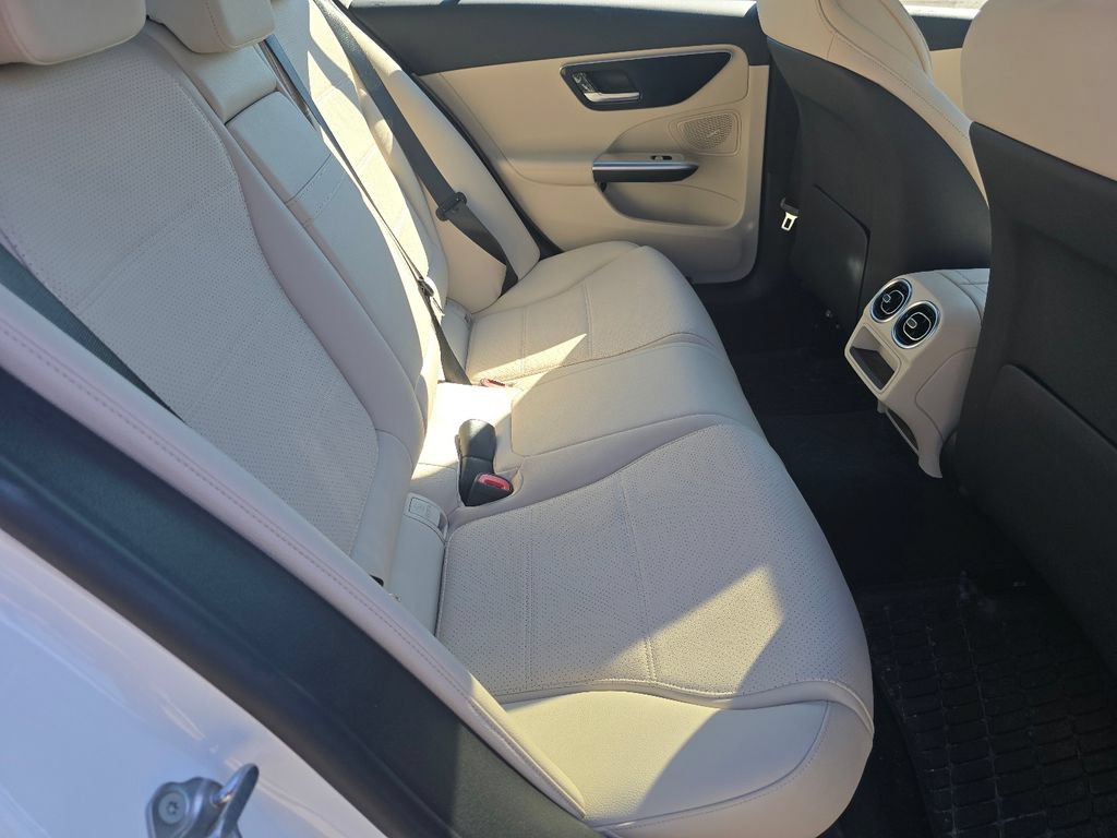 Used 2022 Mercedes-Benz C 300 4MATIC Sedan image 20