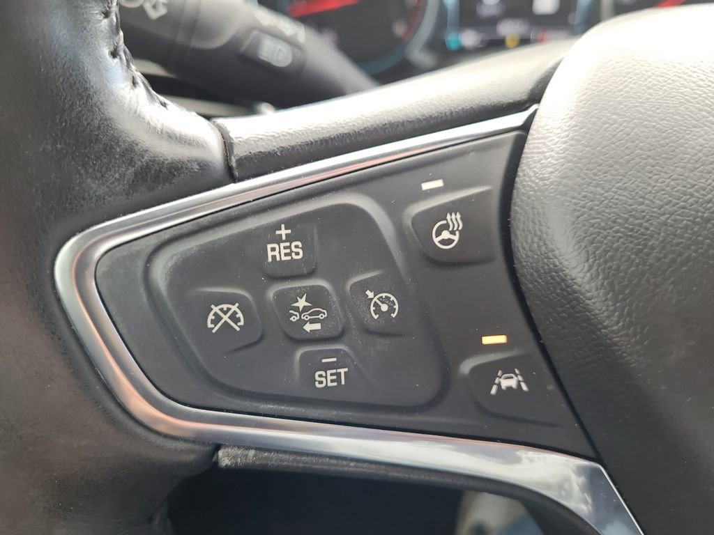 Used 2017 Chevrolet Malibu Premier w/ Premier Sun and Wheel Package FWD image 27