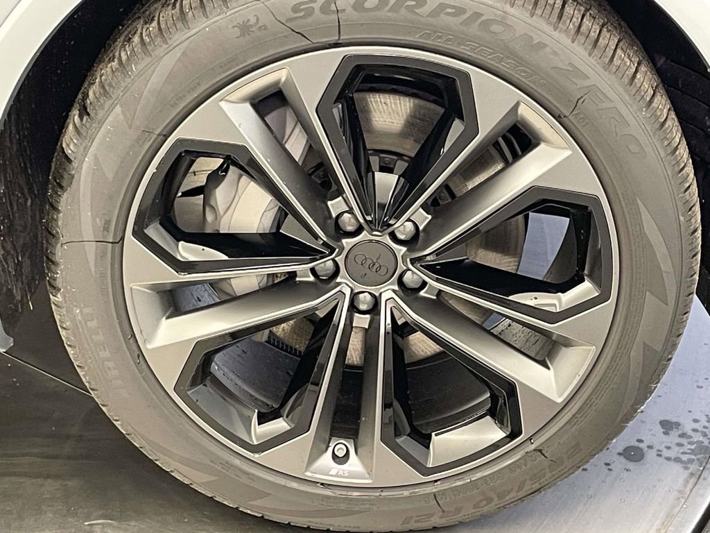 New 2026 Audi Q7 3.0T Premium Plus image 14