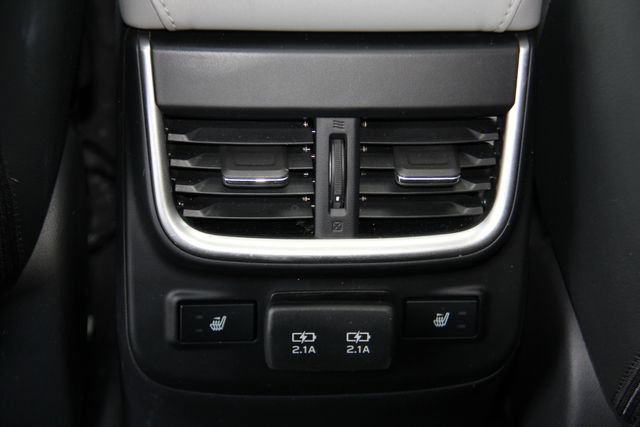 Used 2020 Subaru Outback Limited AWD/4WD image 33