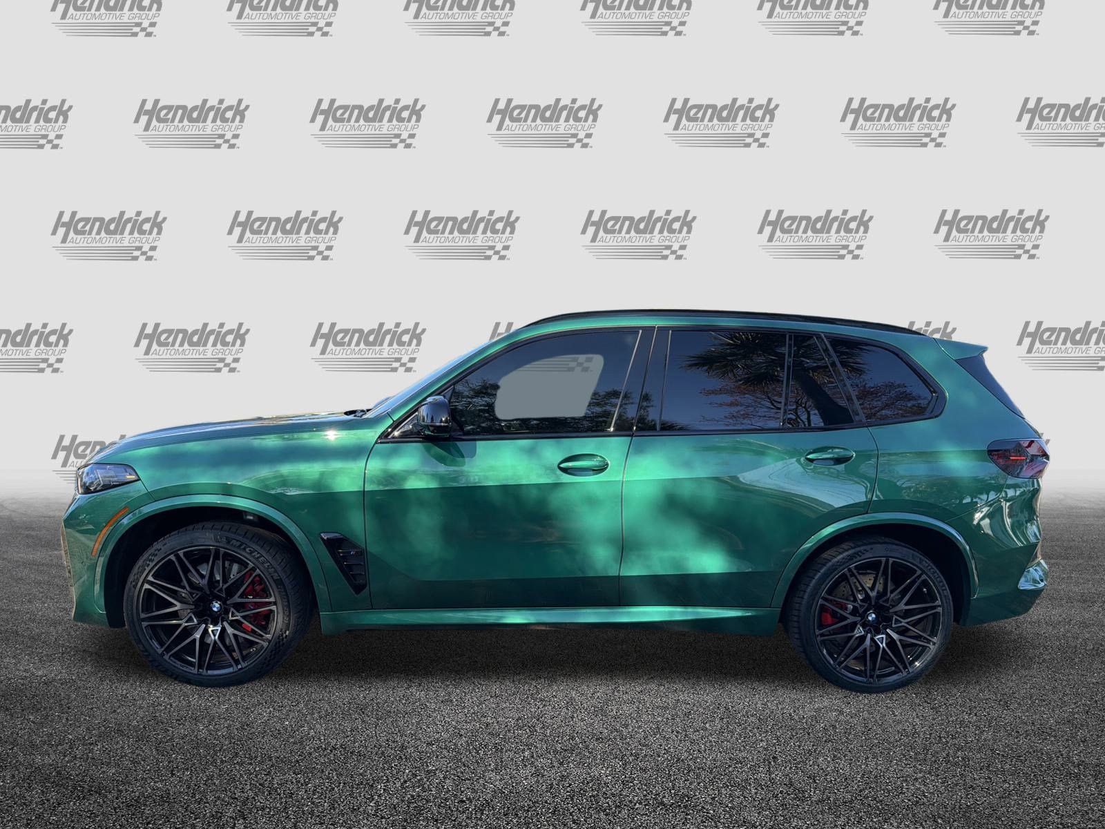 Used 2024 BMW X5 M Competition w/ Executive Package image 7