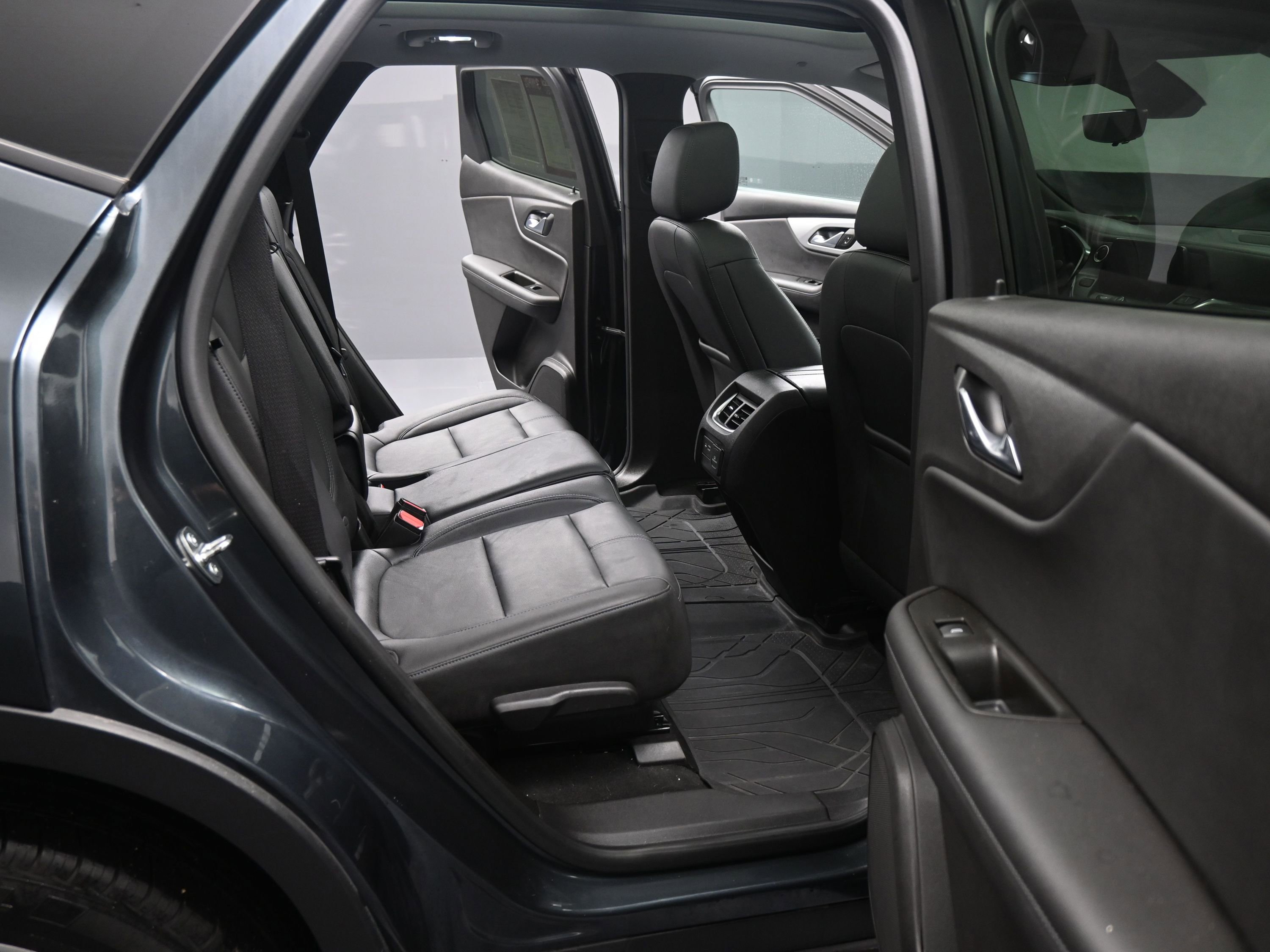 Used 2019 Chevrolet Blazer LT w/ Sun and Wheels Package image 19