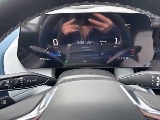 New 2026 Chevrolet Equinox EV LT image 12