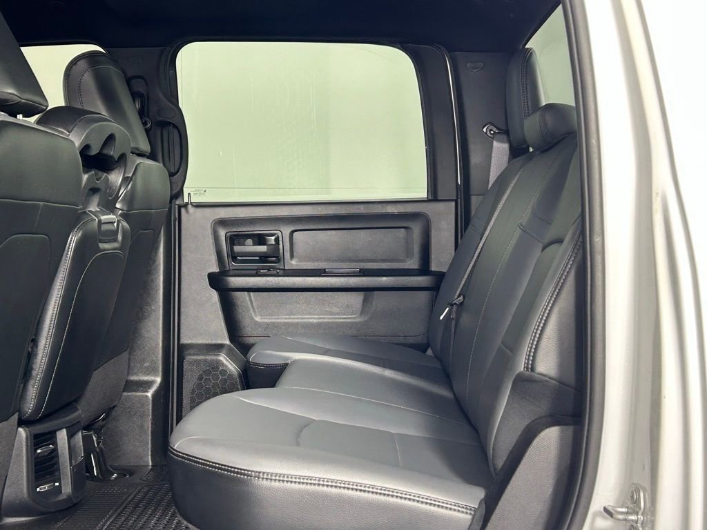 Used 2022 RAM 3500 Tradesman w/ Chrome Appearance Group image 16