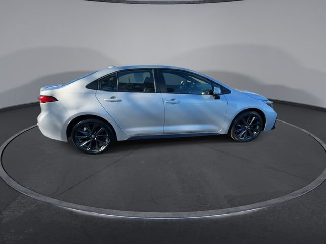 Used 2025 Toyota Corolla SE image 17