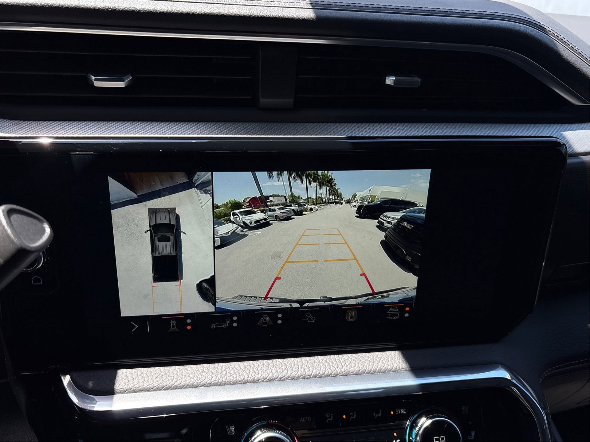 Used 2024 GMC Sierra 2500 Denali w/ Denali Reserve Package image 24