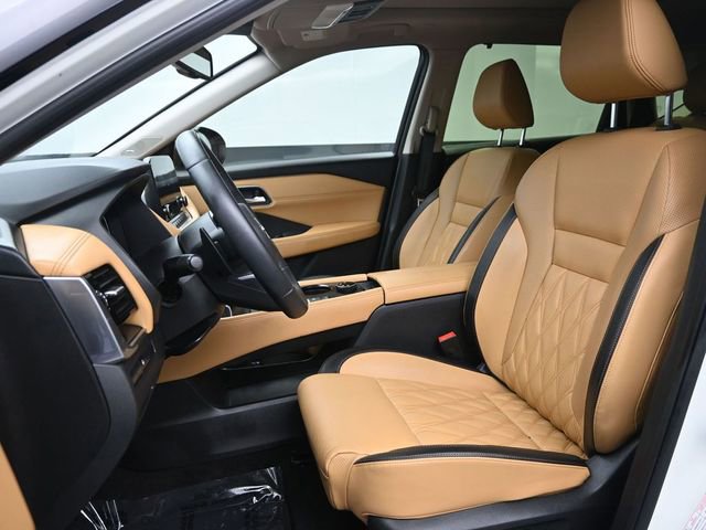 Used 2023 Nissan Rogue Platinum image 18