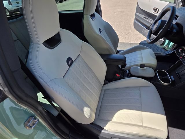 Used 2025 MINI Cooper S FWD image 30