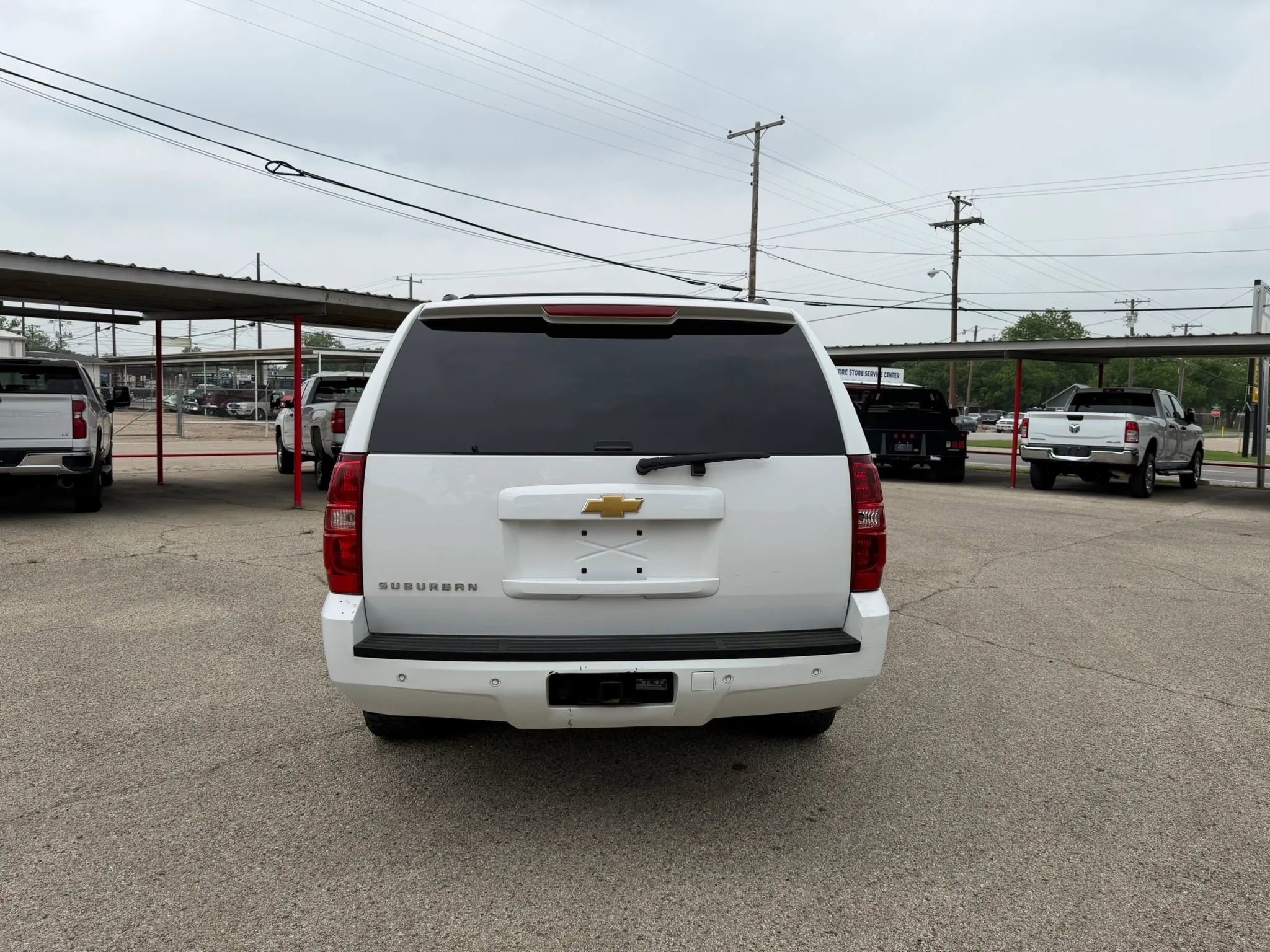 Used 2013 Chevrolet Suburban LT AWD/4WD image 4