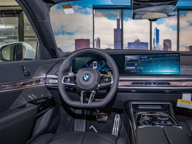 Used 2026 BMW 740i xDrive w/ Premium Package AWD/4WD image 16