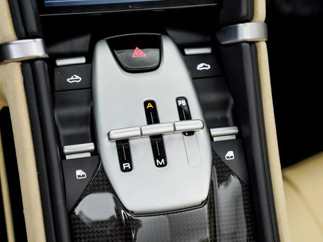 Used 2026 Ferrari Roma Spider RWD image 25