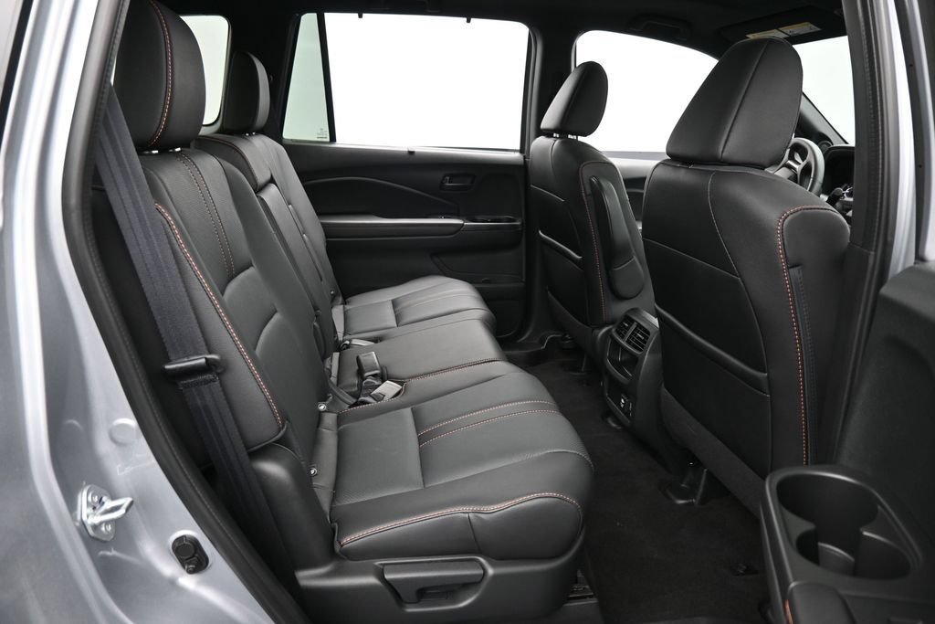 Used 2022 Honda Passport TrailSport image 34